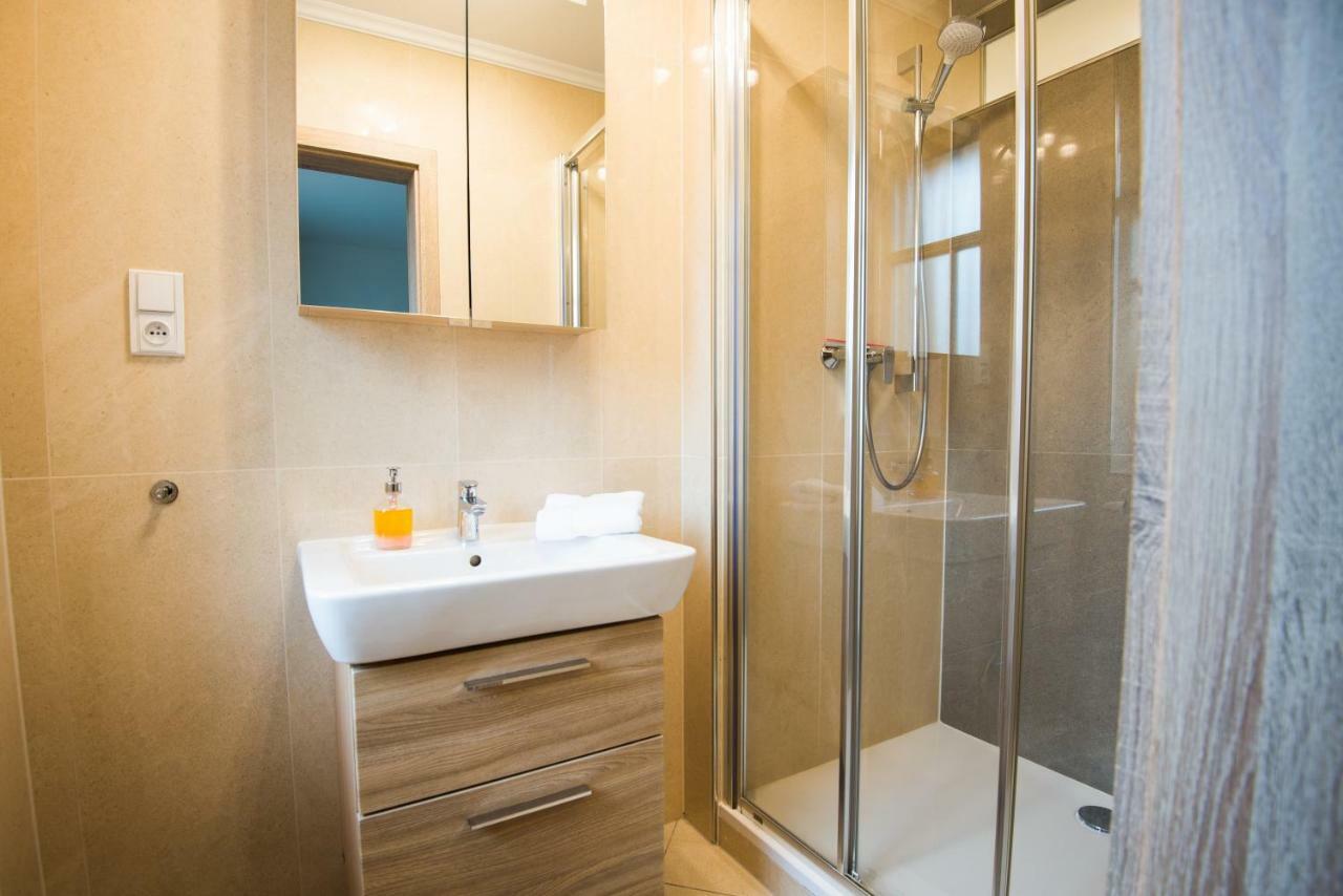 Spa Apartments Bulharska 카를로비바리 외부 사진
