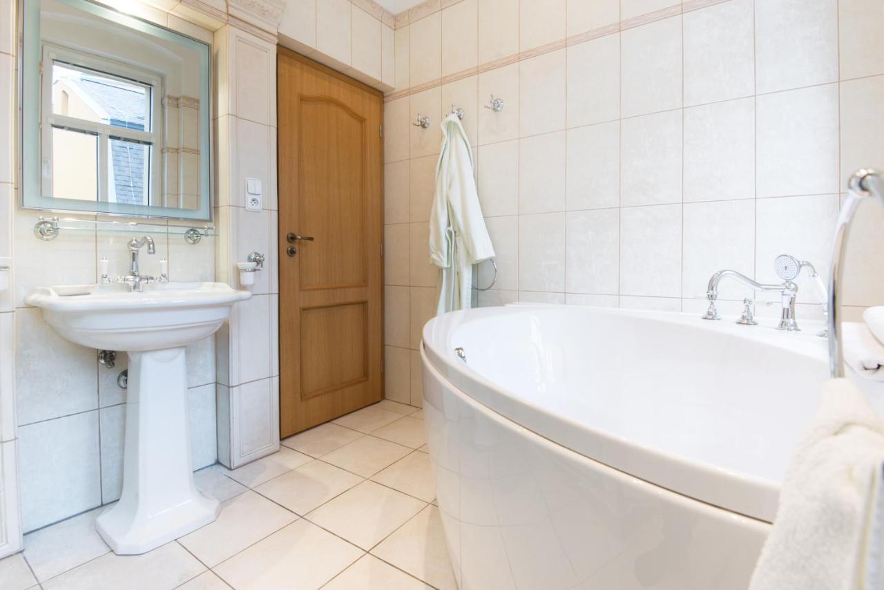 Spa Apartments Bulharska 카를로비바리 외부 사진
